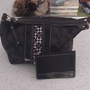 Coach Black Hamptons Bag with Wallet Coach #k0749-41047